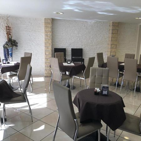 B&B Ramses Uta Luaran gambar